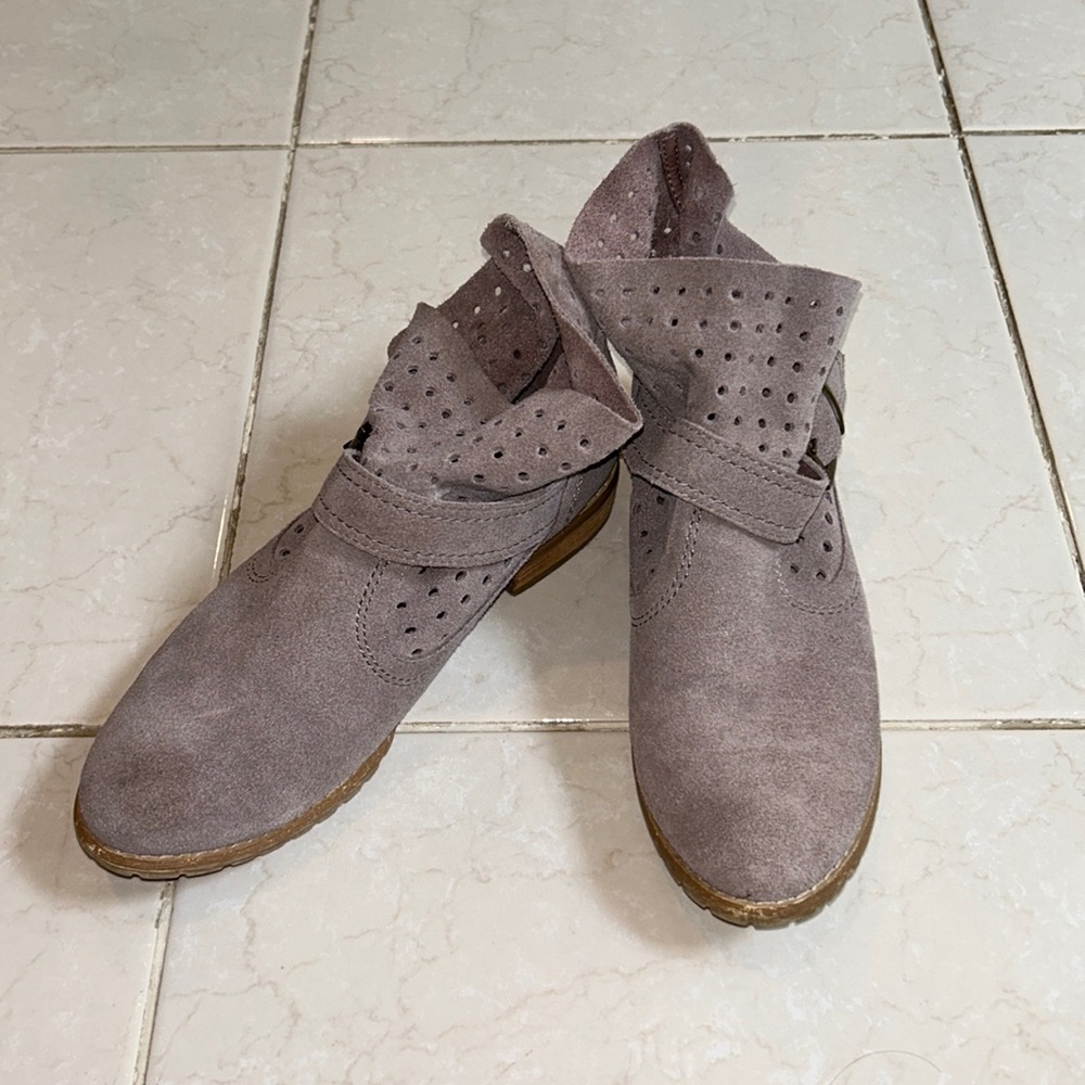 RESTRICTED Booties